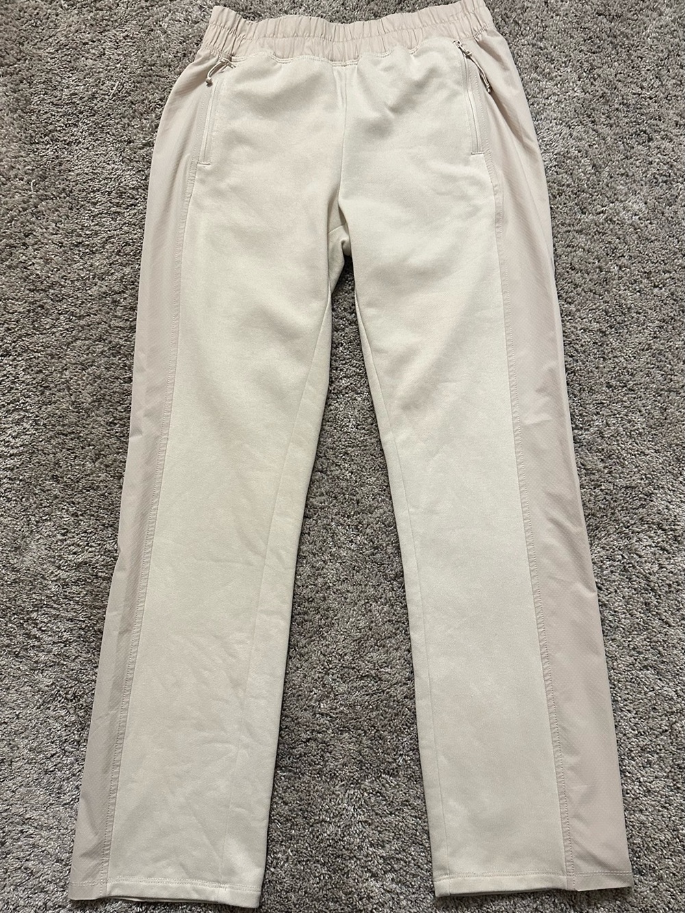 #200 Magellan Outdoors Light Beige Jogger Pants
